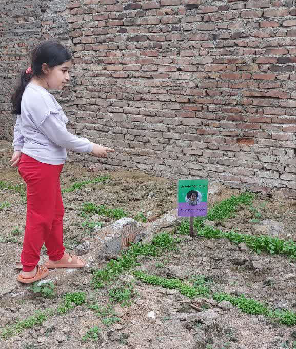 هانیتا دختر بچه ای که از سن 9 سالگی مدیریت کسب و کار را تجربه می کند